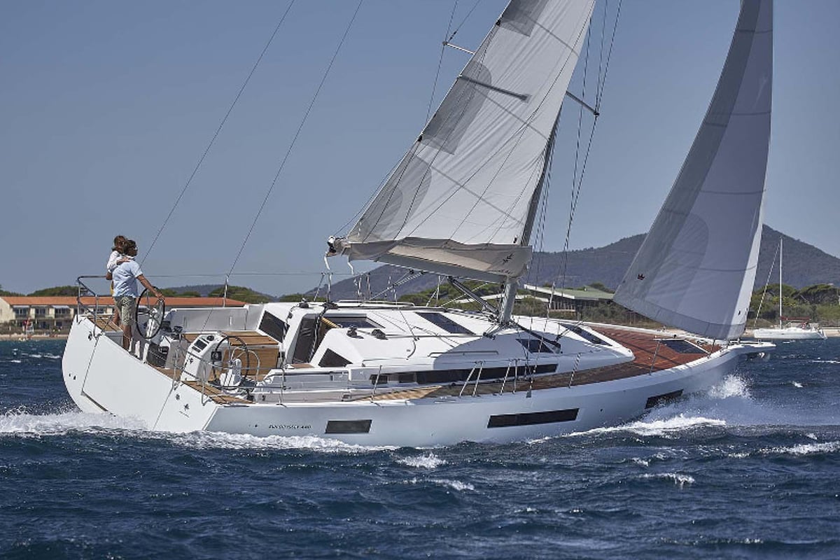 Sun Odyssey 440, THIVI