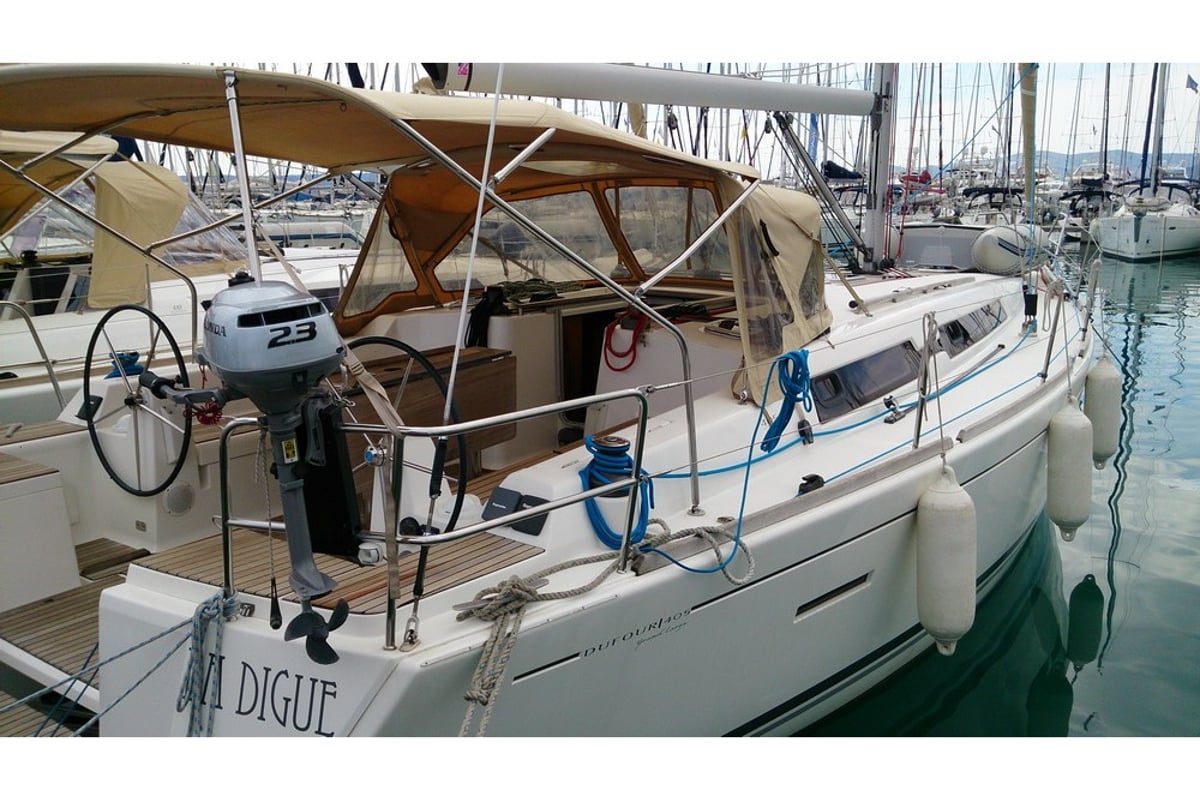 Dufour 405, La Digue