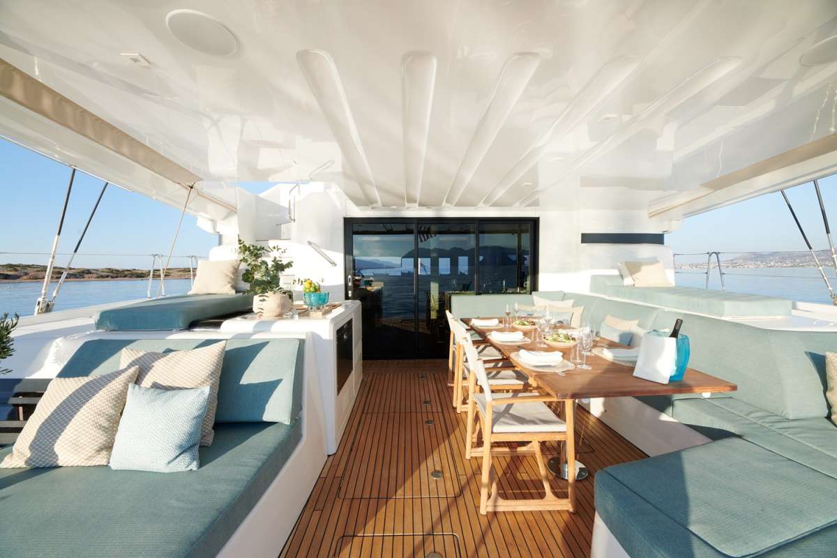 Lagoon 55, HAPPY