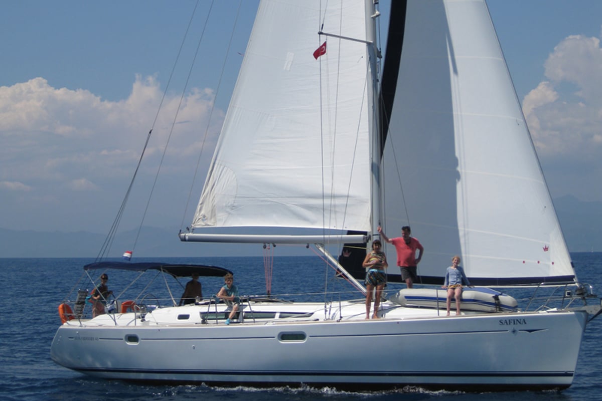 Sun Odyssey 45, Safina