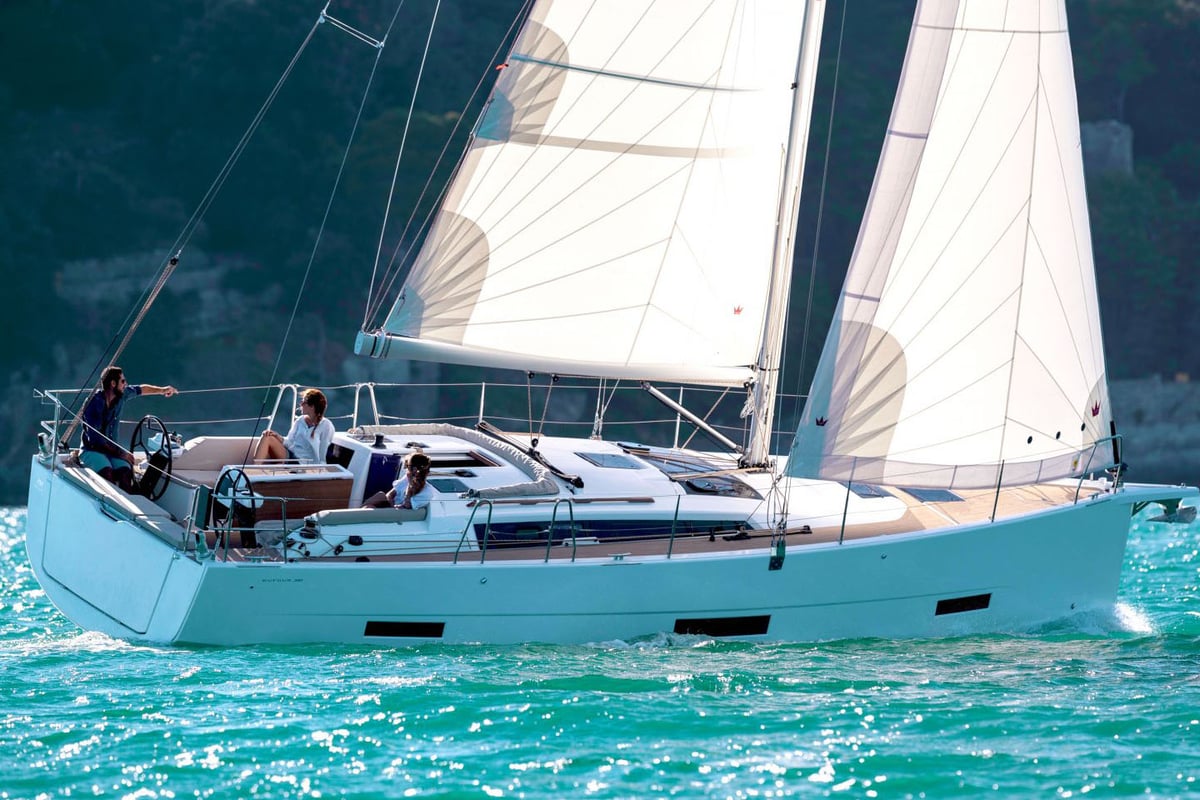 Dufour 390 Grand Large, D390-19A