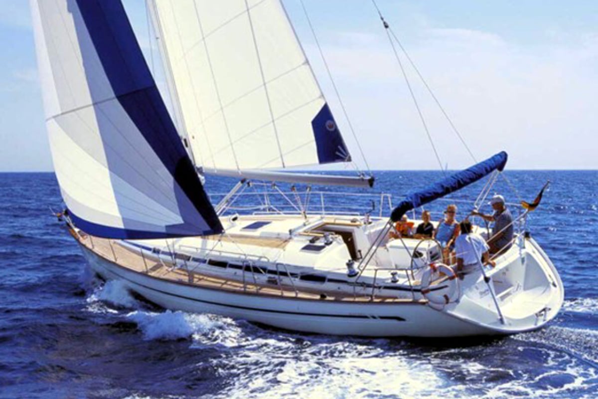 Bavaria 44, Giannis