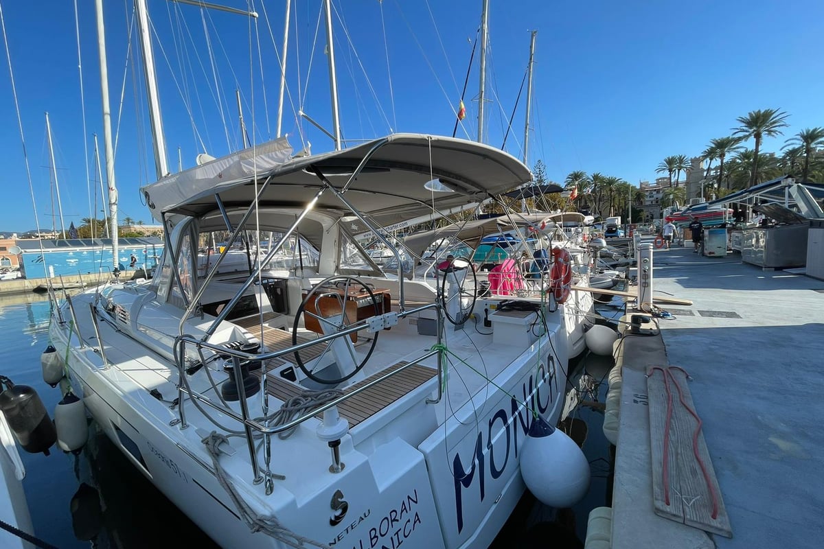 Oceanis 51.1, Alboran Mónica (Radazul)