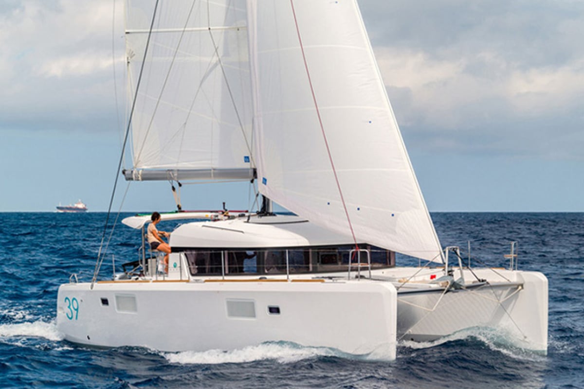 Lagoon 39, Bob Cat