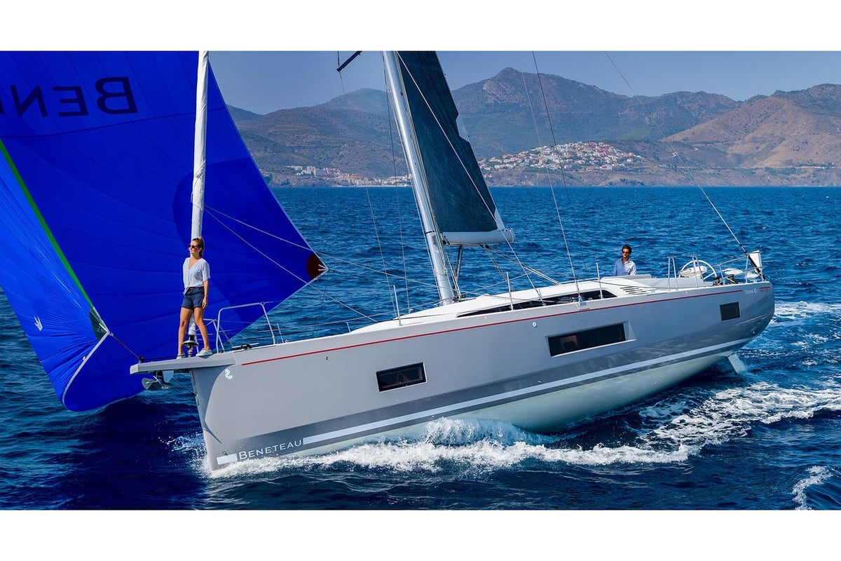 Oceanis 46.1, Azalea - Standard Line