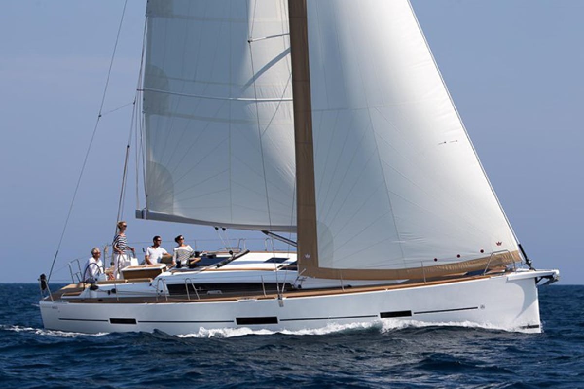 Dufour 460 Grand Large, Almar