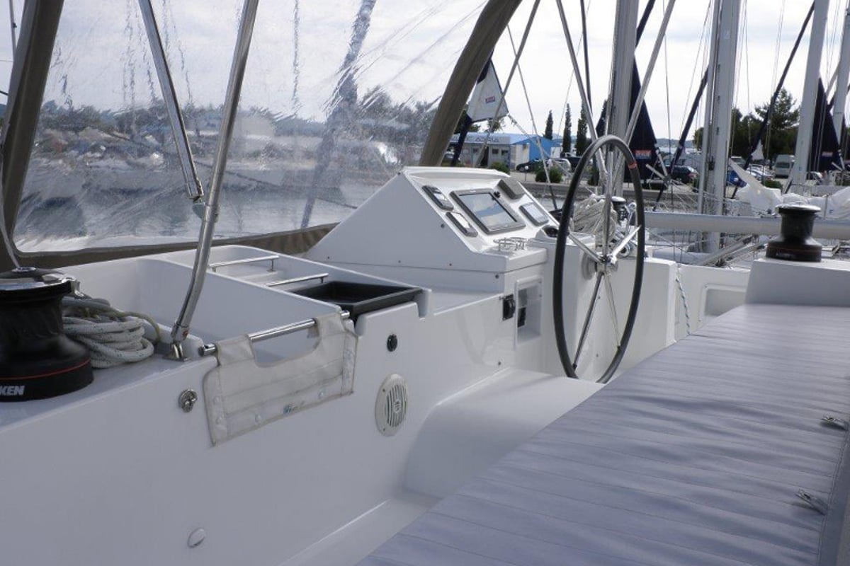 Lagoon 450, DOUBLE TROUBLE II
