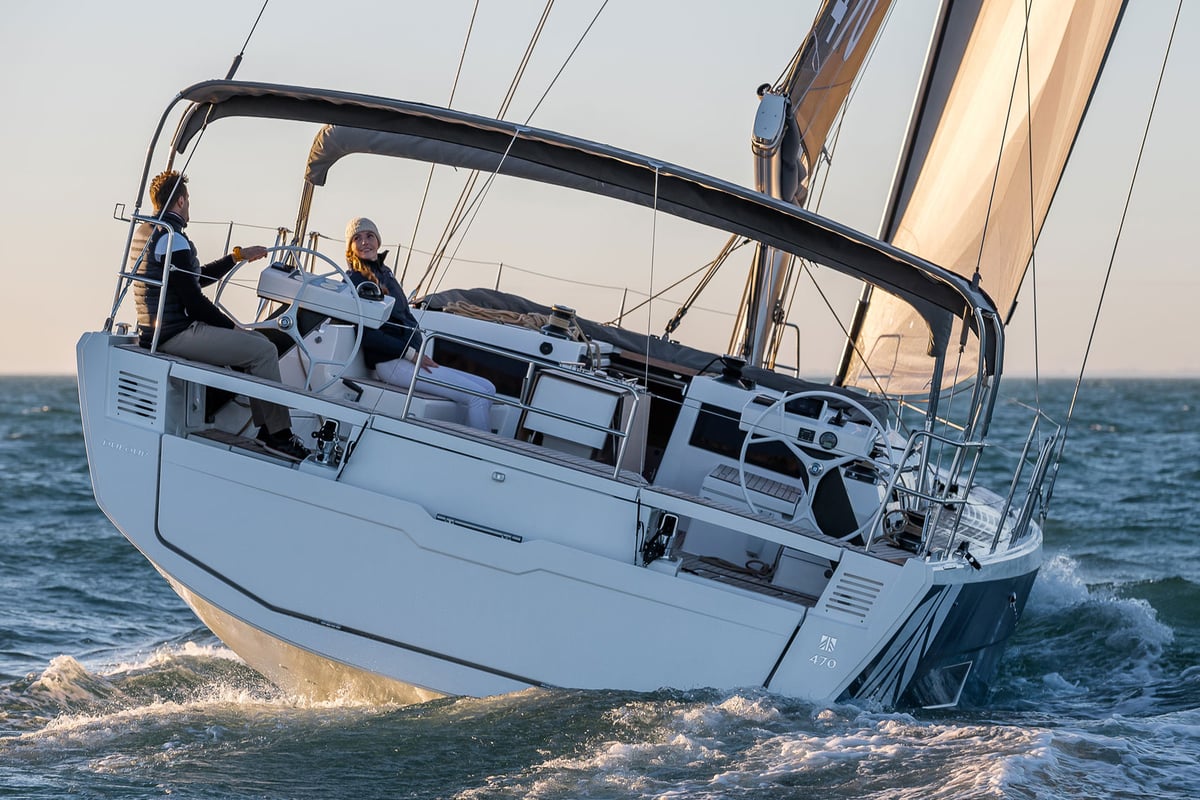 Dufour 470, Luna