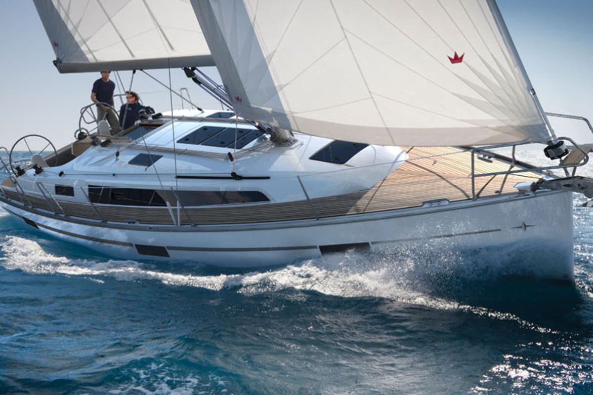 Bavaria Cruiser 37, ALENA