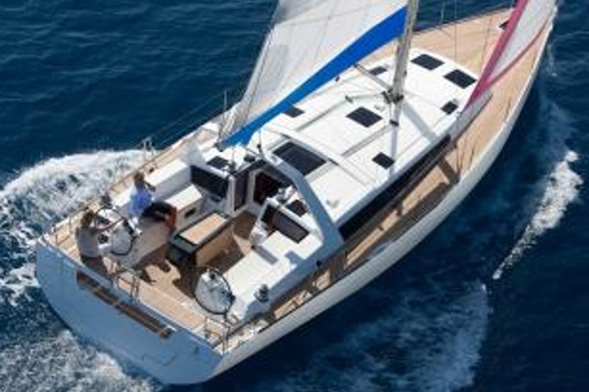 Oceanis 48, Oceanis 48 Classic