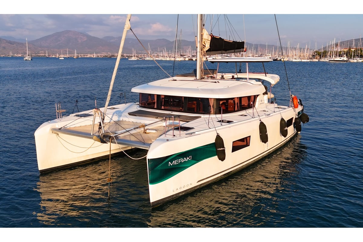 Lagoon 42, Meraki