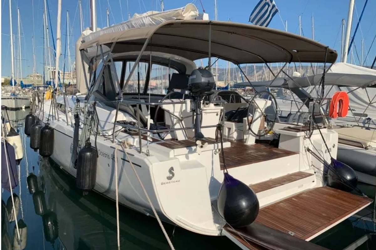 Oceanis 46.1, Luna Maris
