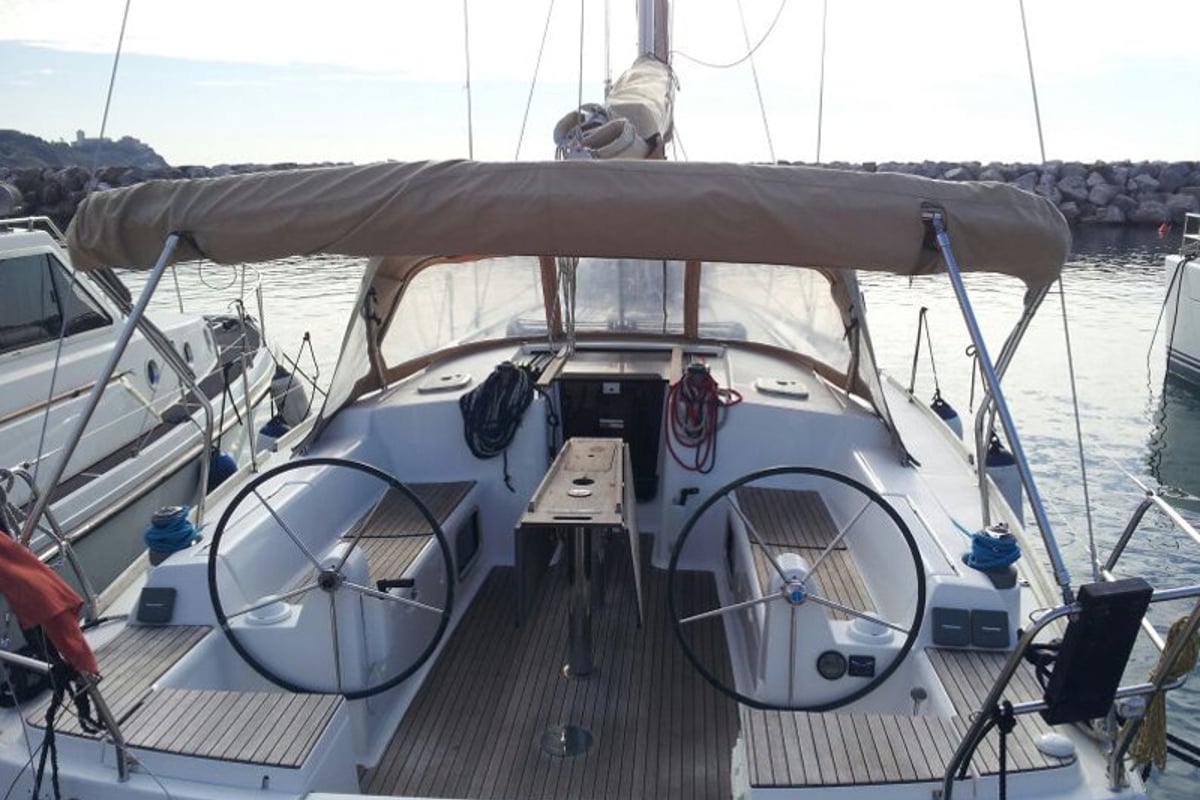 Dufour 405, Galatea