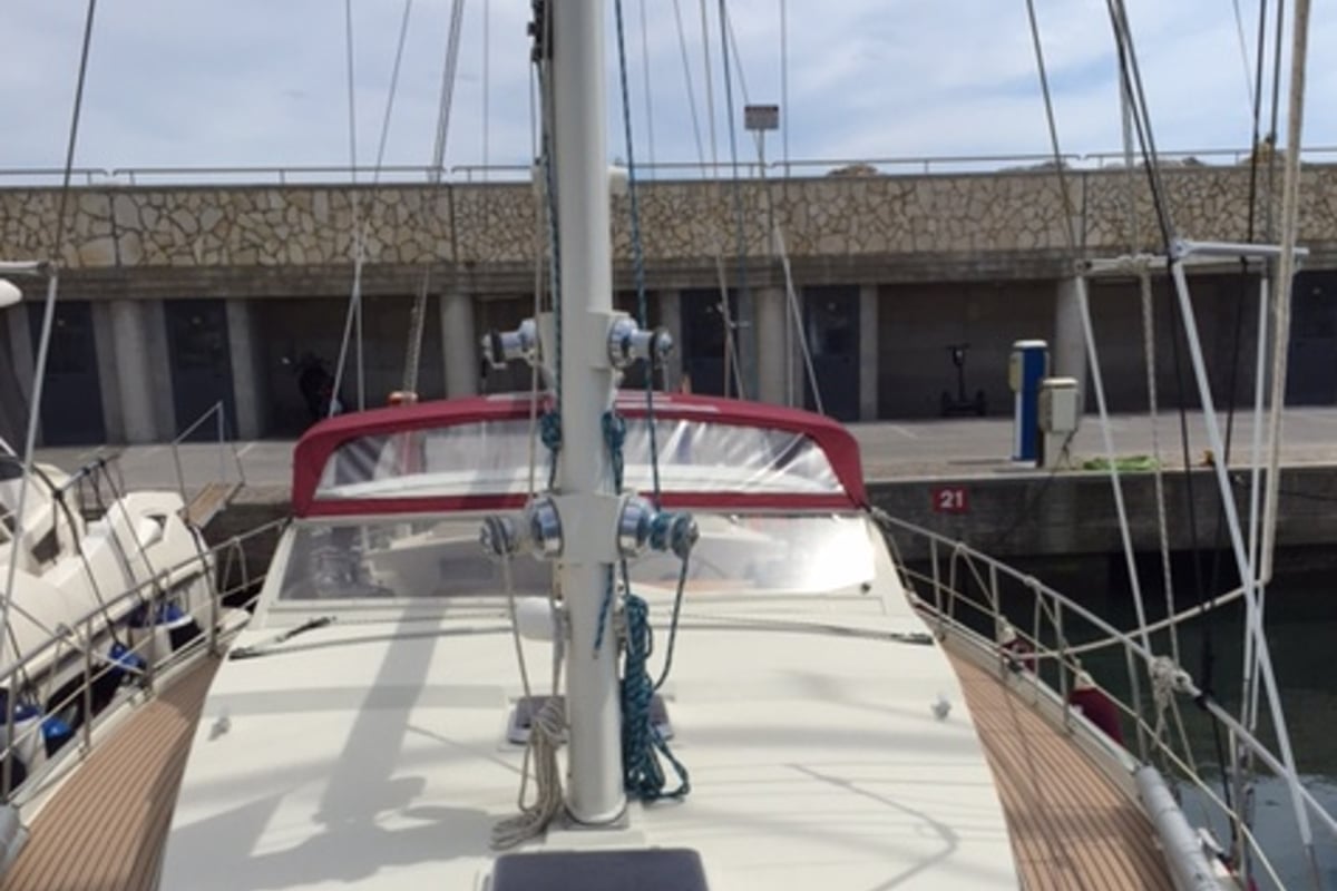 Amel Supermaramu, Libertas