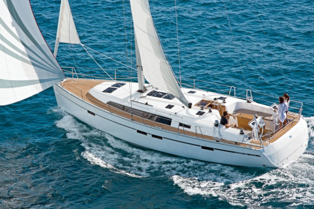 Bavaria Cruiser 46, Sail Leo