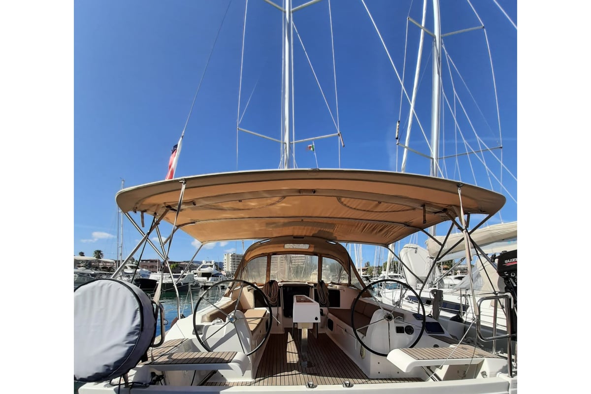 Dufour 382 Grand Large, Notus