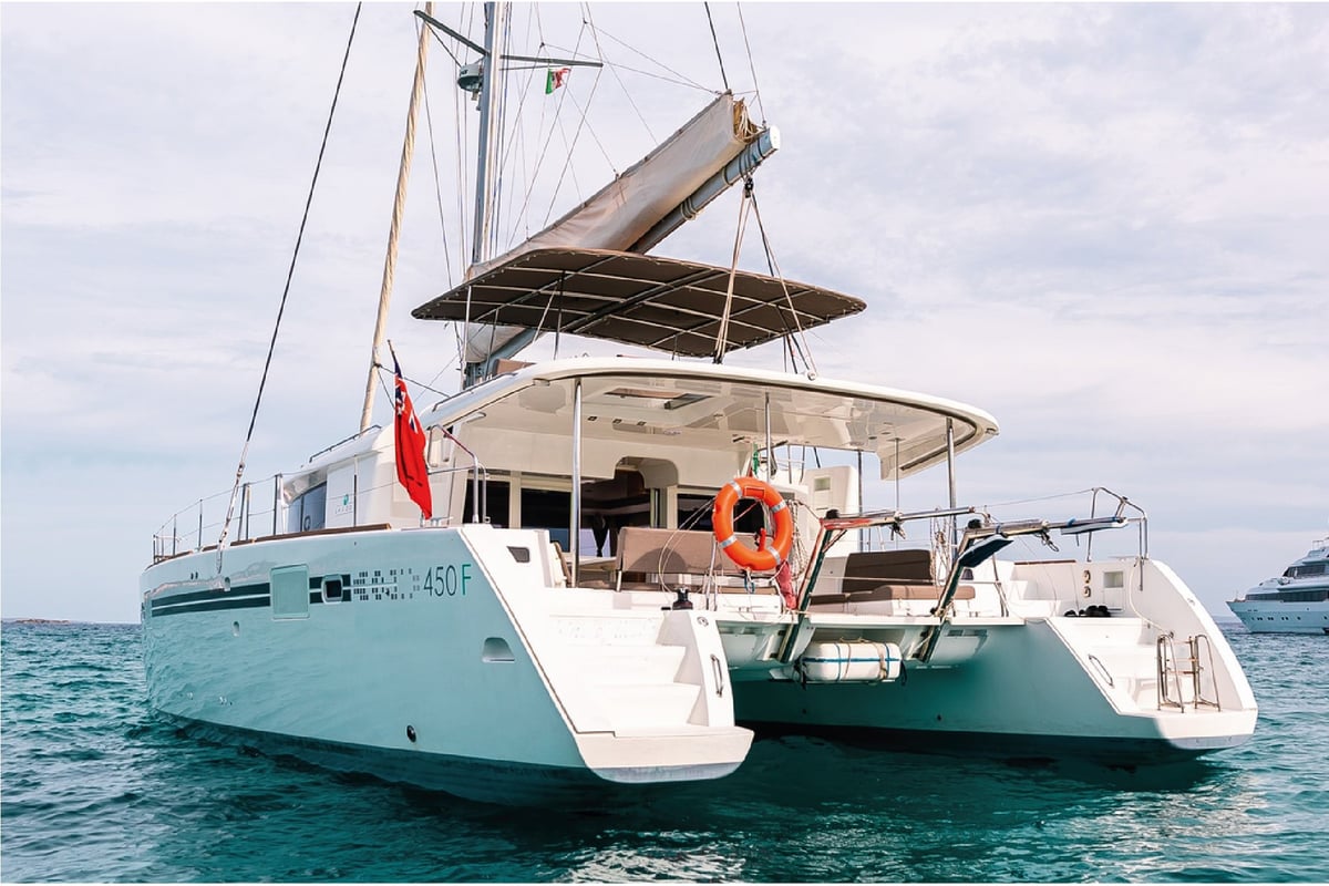 Lagoon 450, LLUNA