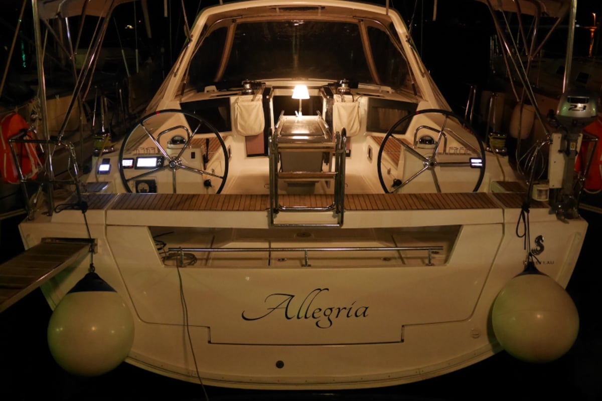 Oceanis 45, Allegria