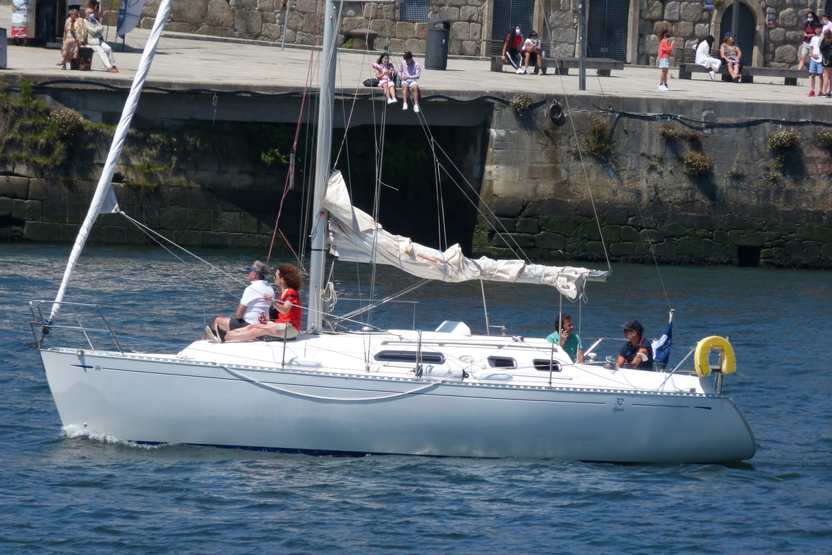 Dufour 32, Esperanza