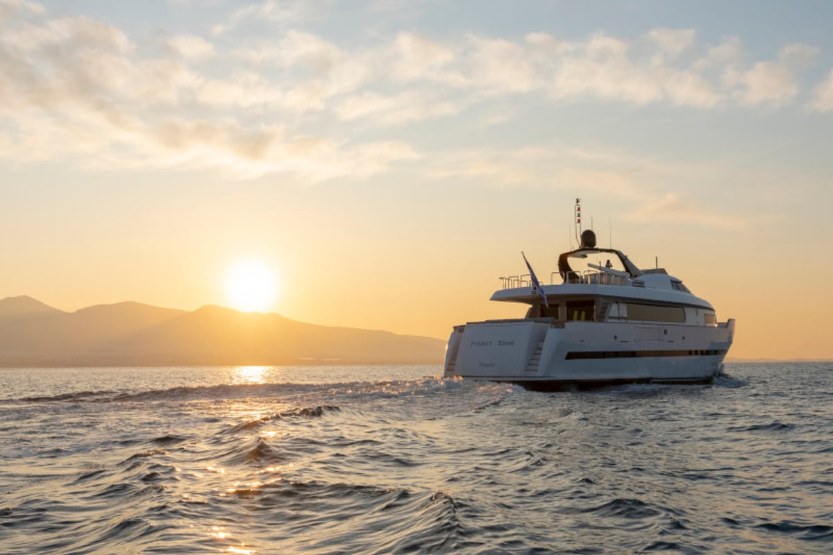 Motoryacht, PROJECT STEEL