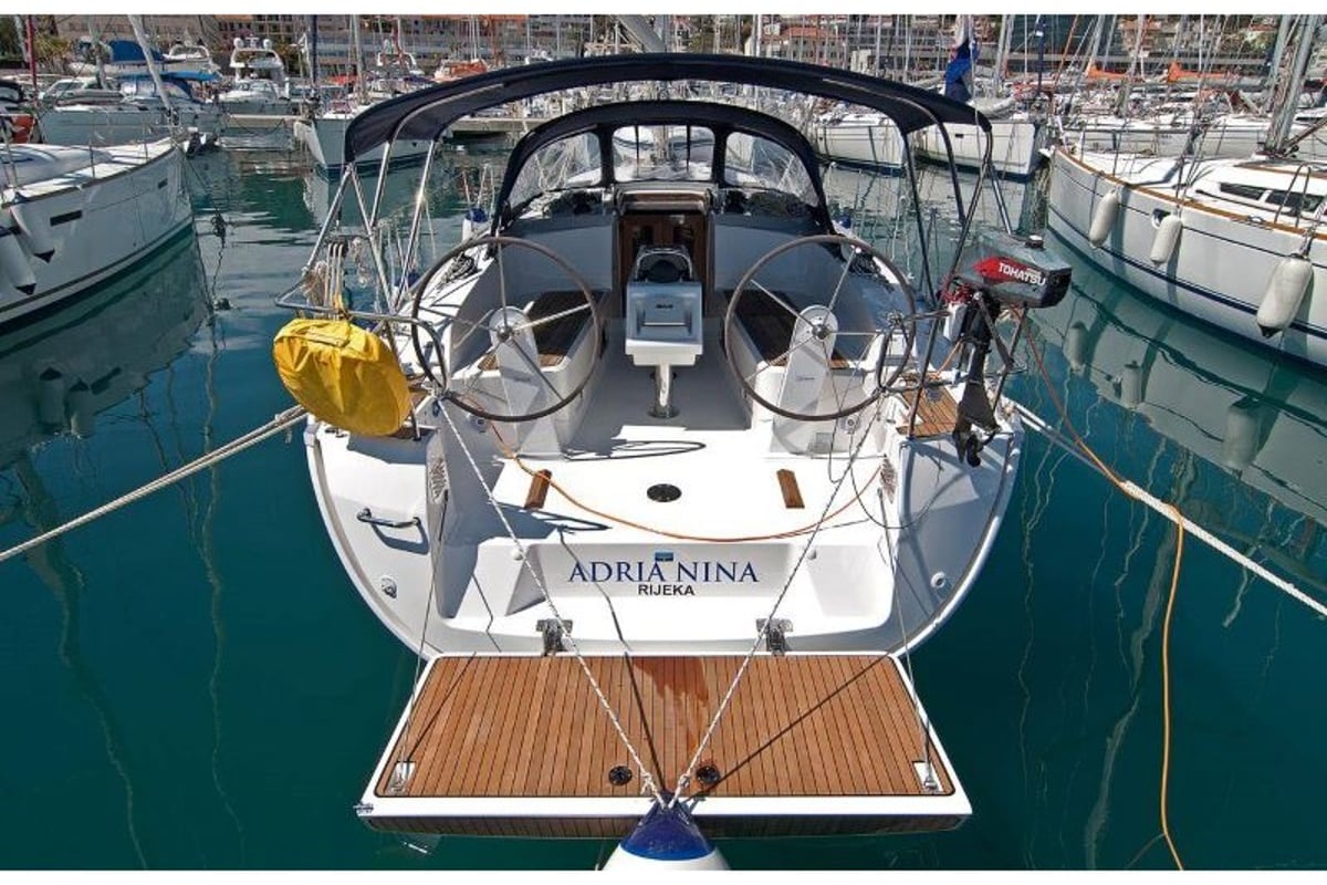 Bavaria 37 Cruiser, ADRIA NINA