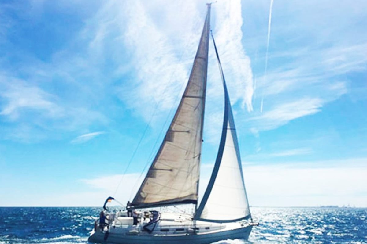 Oceanis 393, Mare