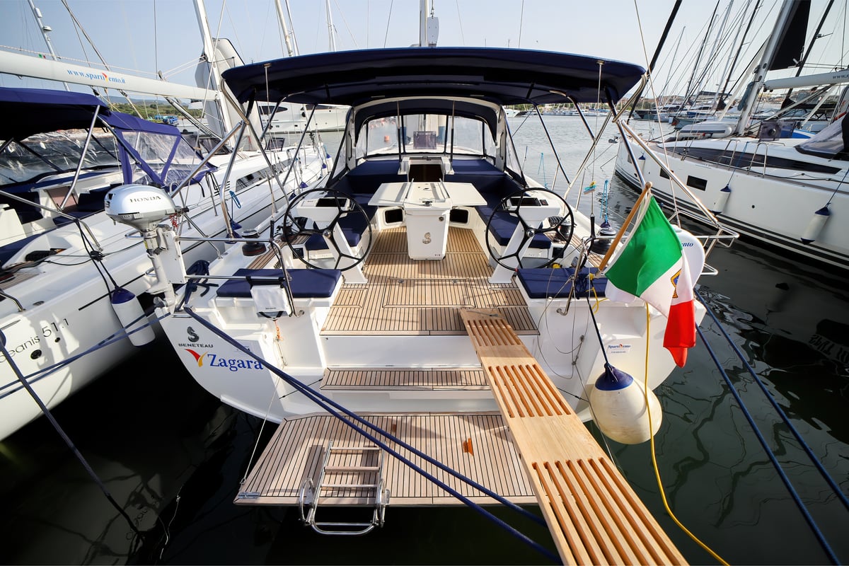 Oceanis 51.1, Zagara - Comfort Line