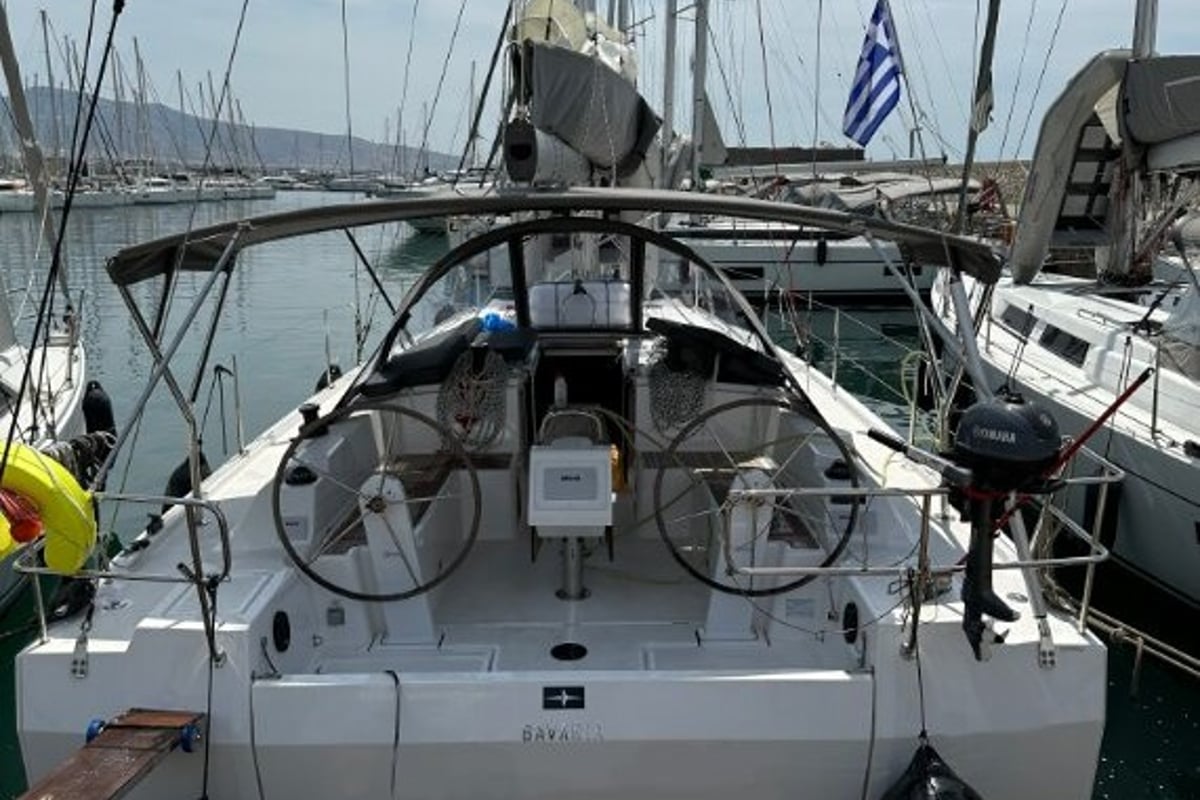Bavaria C42, AF-C42