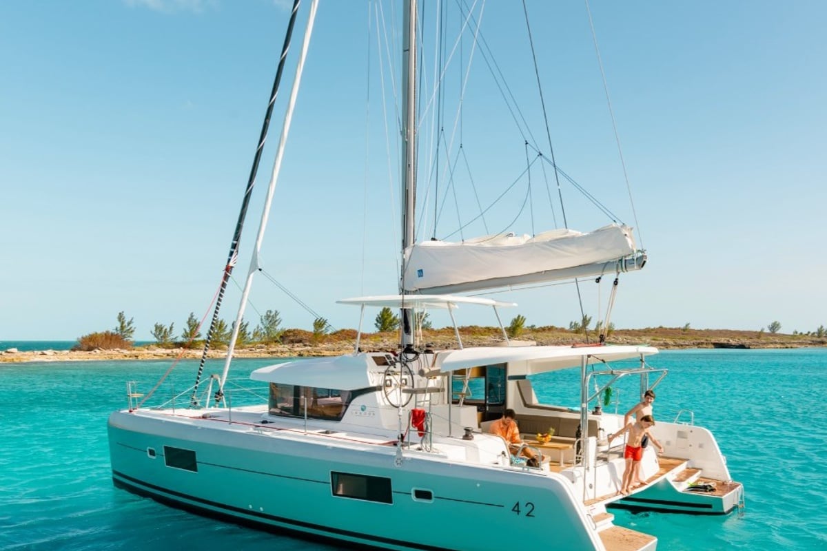 Lagoon 42, Colombo 40 - Premium line