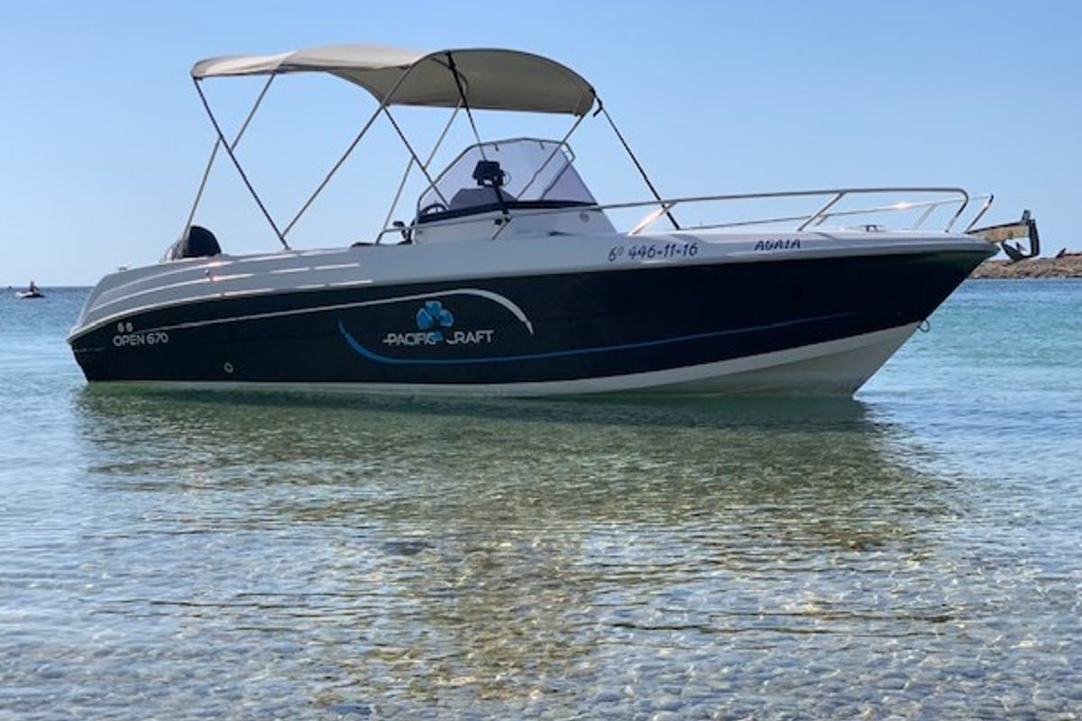 Pacific Craft 670, Capritxu
