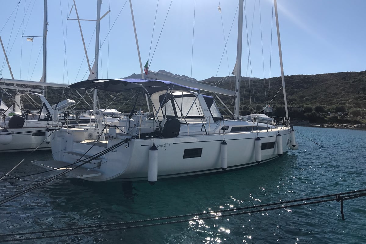 Oceanis 51.1, Altair 