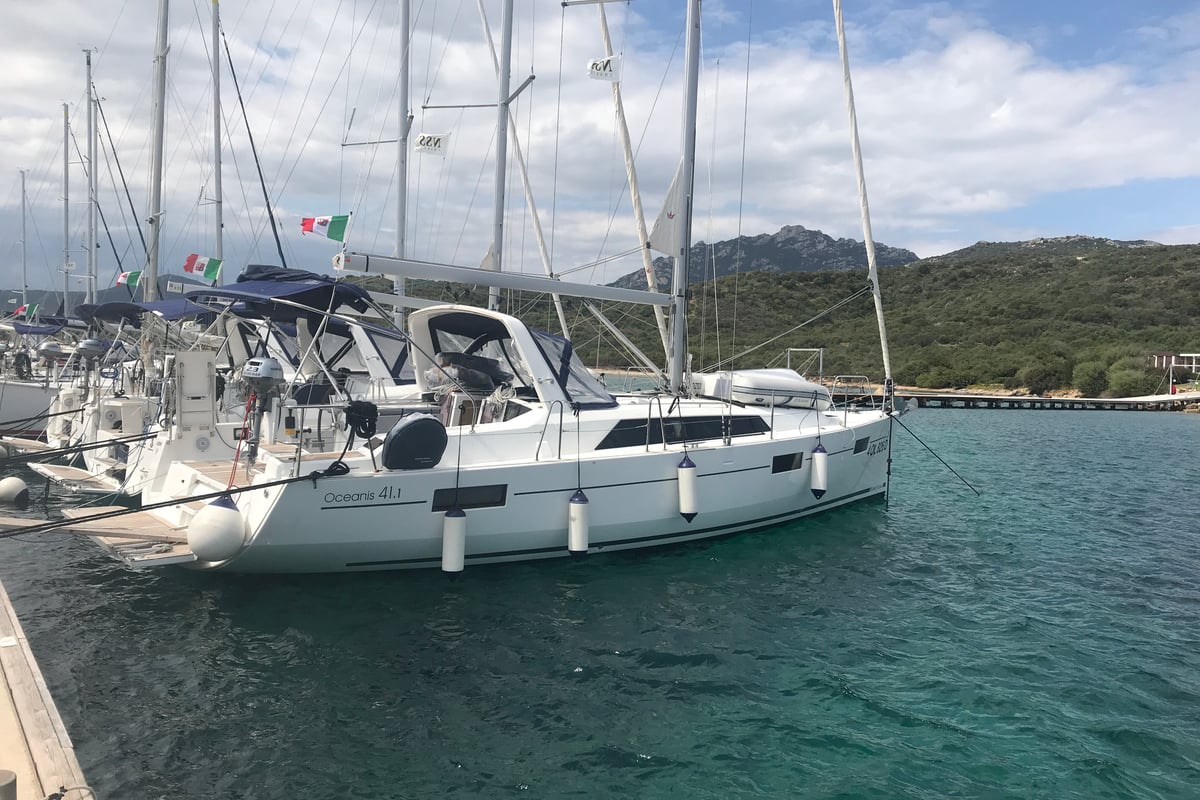 Oceanis 41.1, Achemar