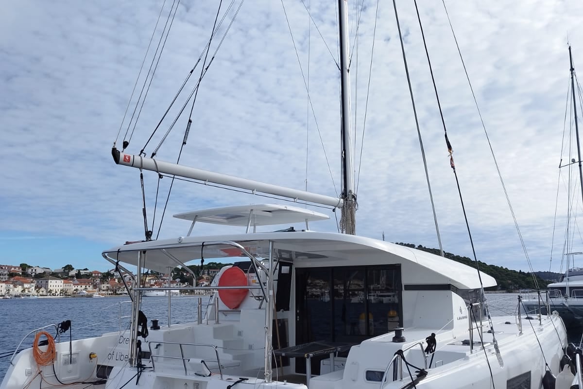 Lagoon 42, Dream of Liberty