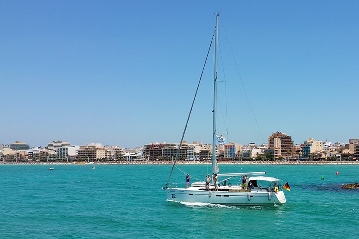 Bavaria Cruiser 46, Lucy Ball