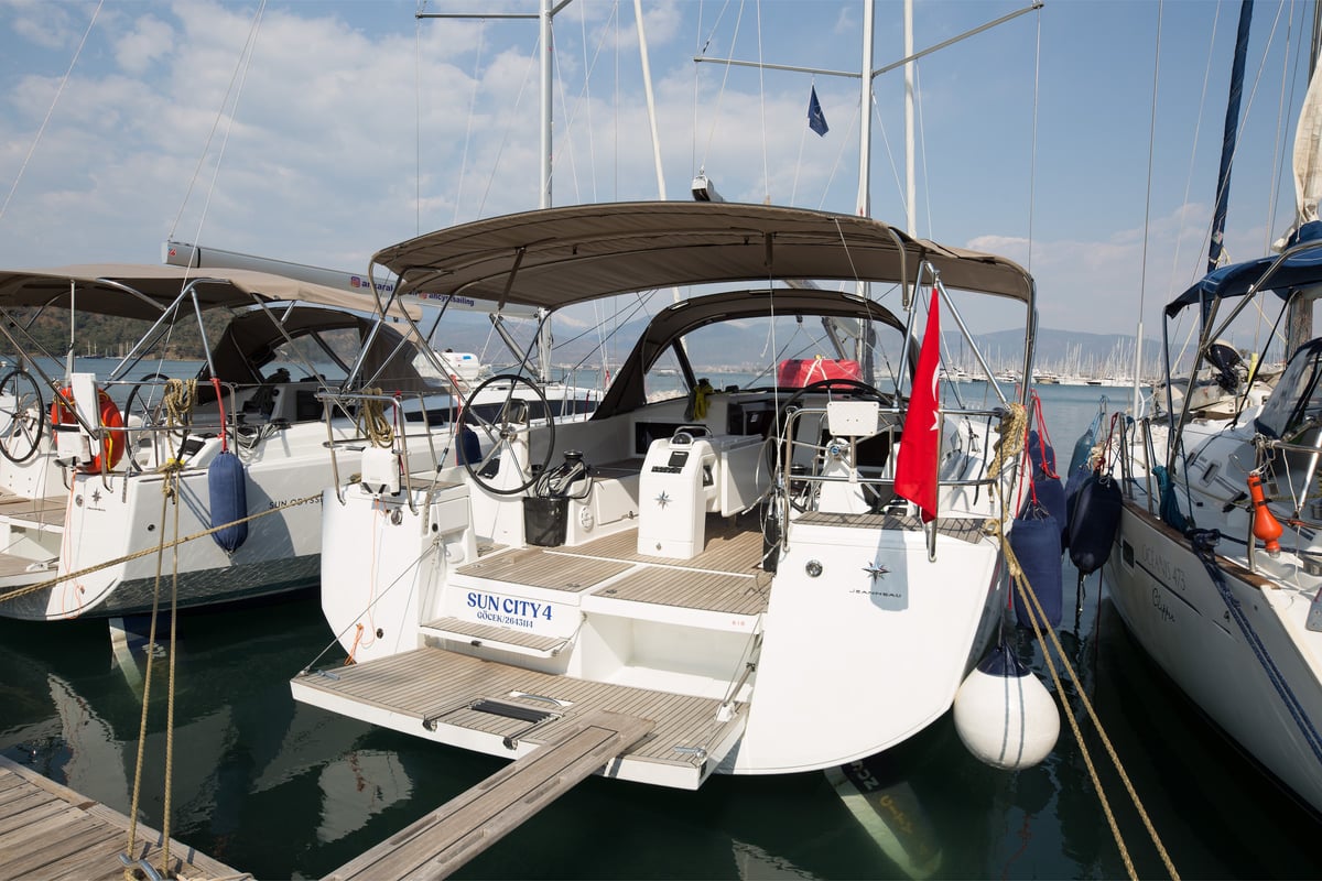 Sun Odyssey 440, Suncity 4