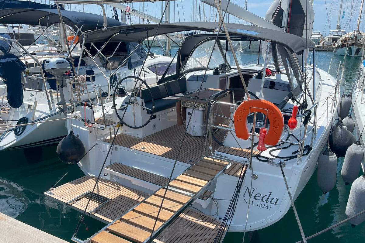 Oceanis 40.1, Neda
