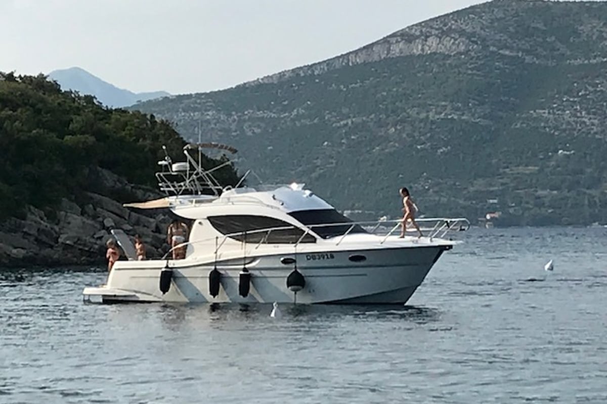 Sessa Dorado 32, Norah