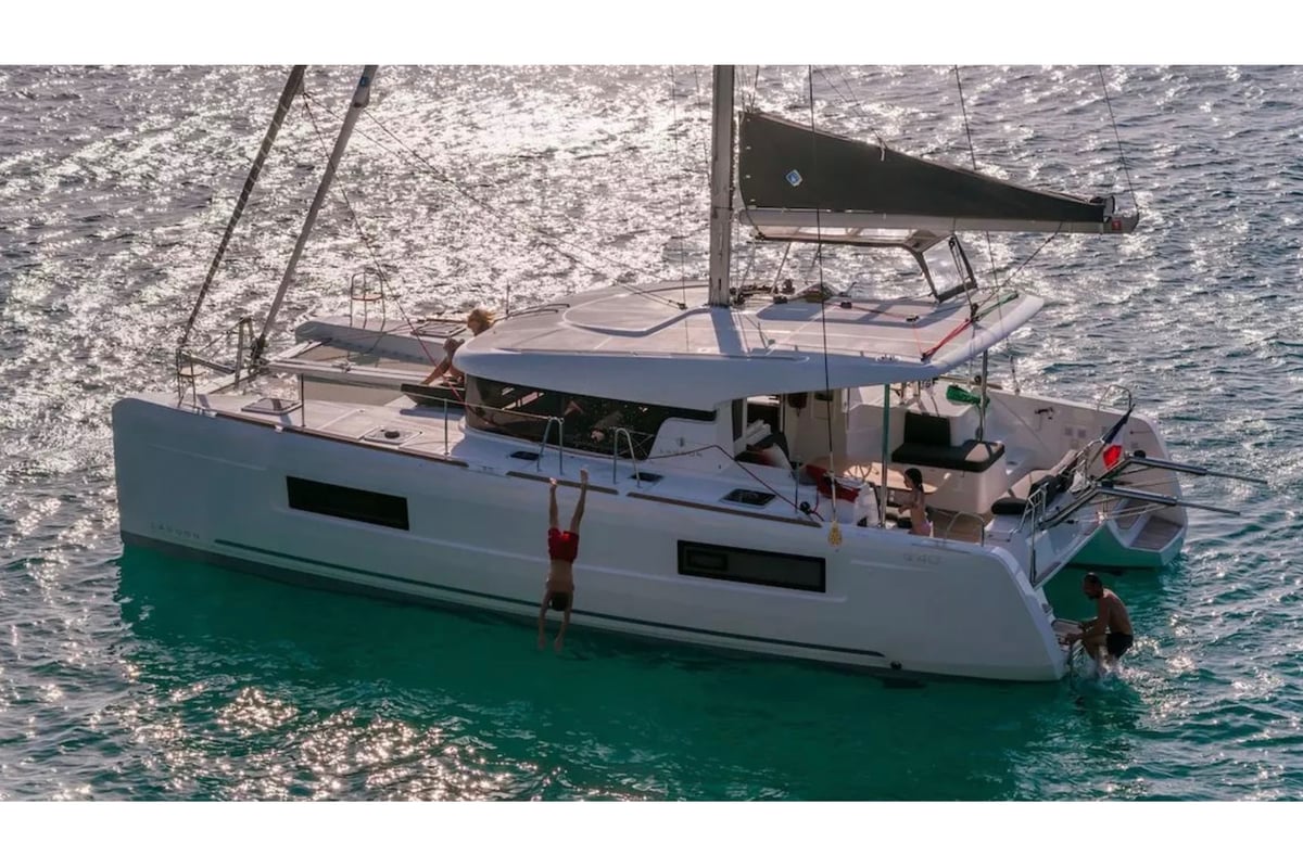 Lagoon 40, Arca 40