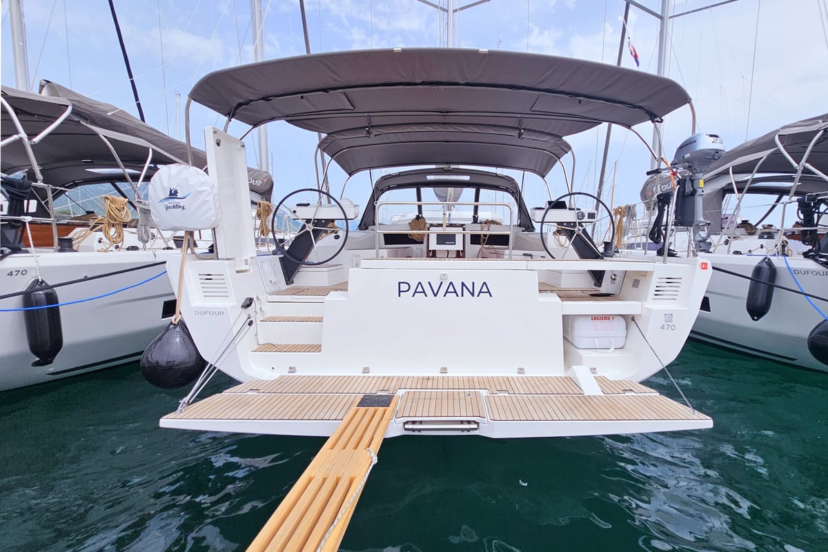 Dufour 470, Pavana