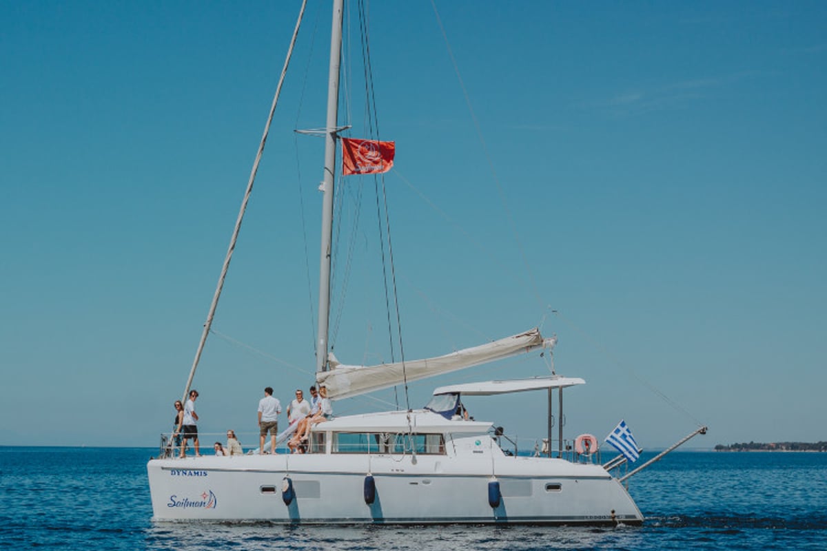 Lagoon 420, Dynamis