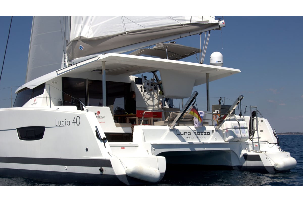 Lucia 40, Luna Rossa II