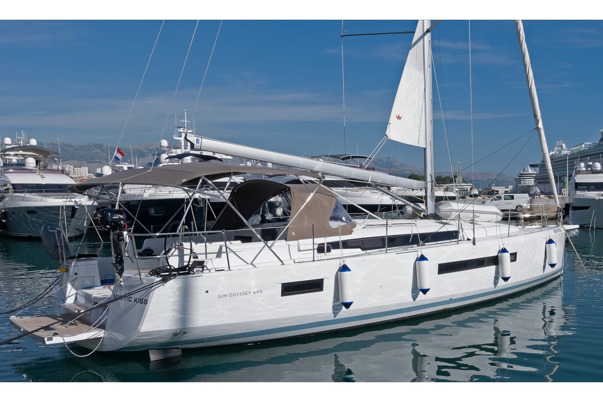 Sun Odyssey 490, Mystic Kiss