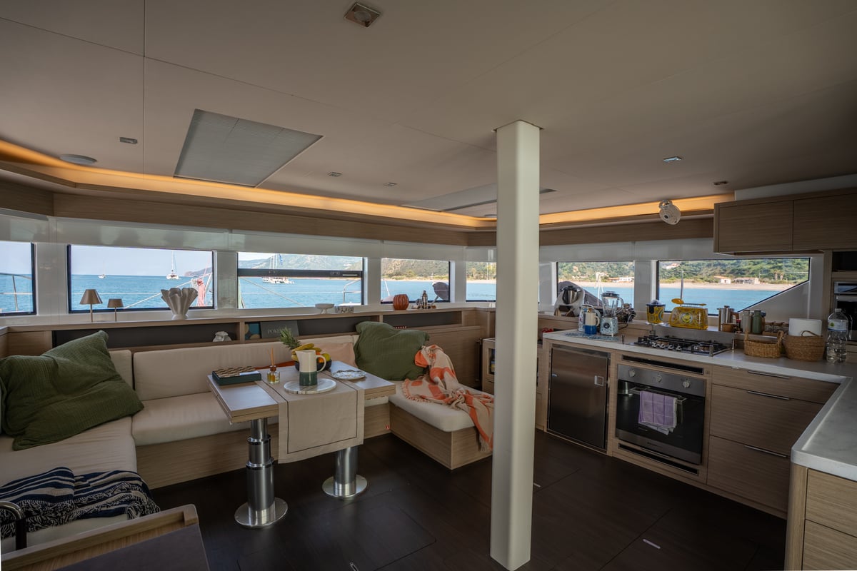 Lagoon 55, SAILUXE - Vega