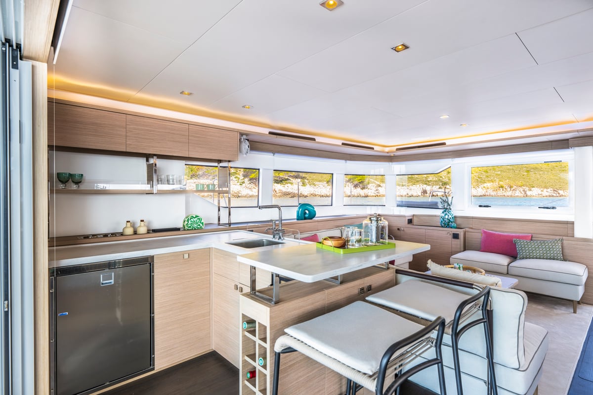 Lagoon 60, SAILUXE - Pac-one