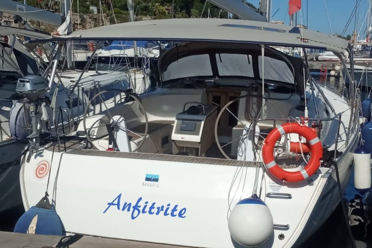 Bavaria Cruiser 46, Anfitrite