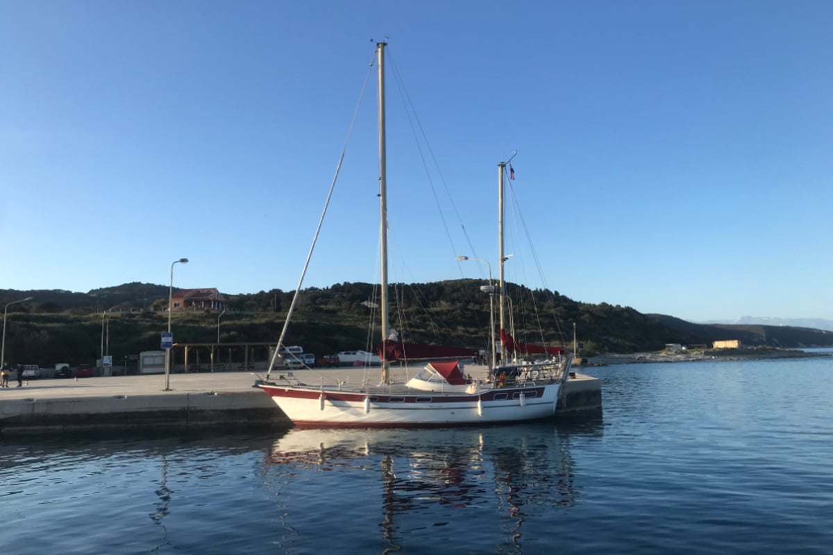 Amphitrite, Asterias