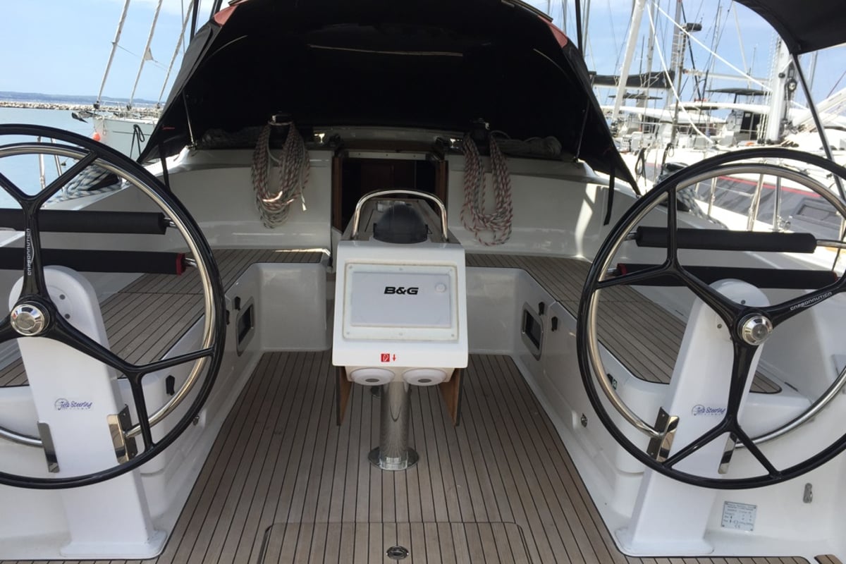 Bavaria 46 Cruiser, Nefeli