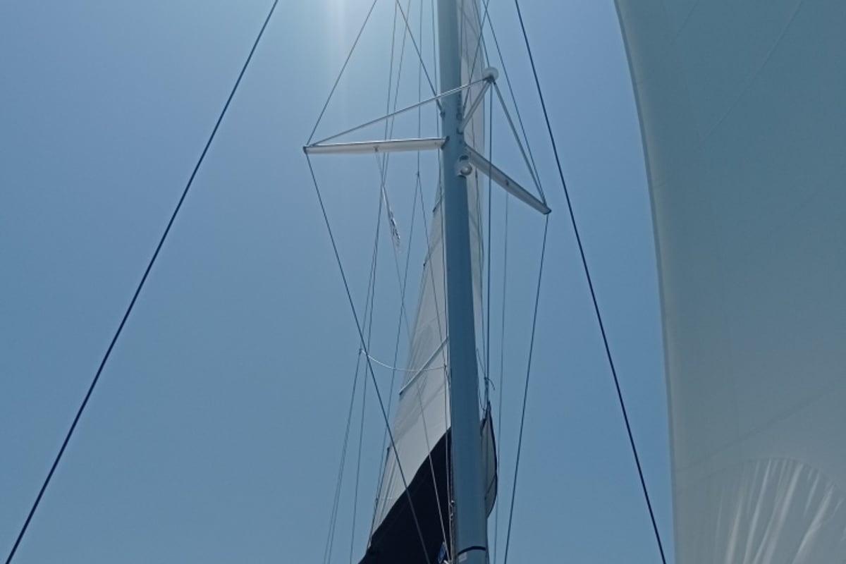 Lagoon 46, Queen Maro