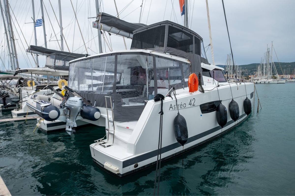 Astréa 42, Orestes