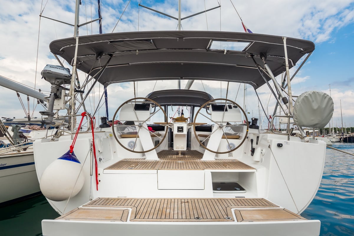 Hanse 505, Vala